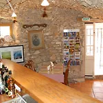 Le Prieure D'Orniols Guest house Goudargues