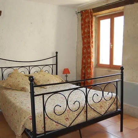 Le Prieure D'Orniols Goudargues