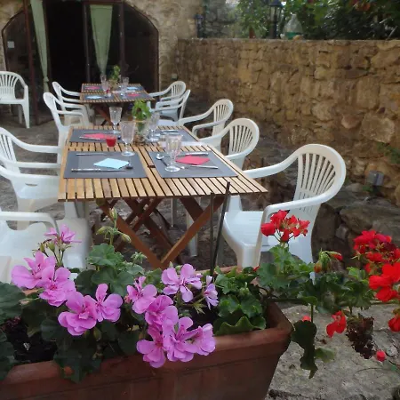 Le Prieure D'orniols Maison d'hôtes *