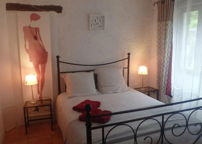 Le Prieure D'orniols Pensjonat